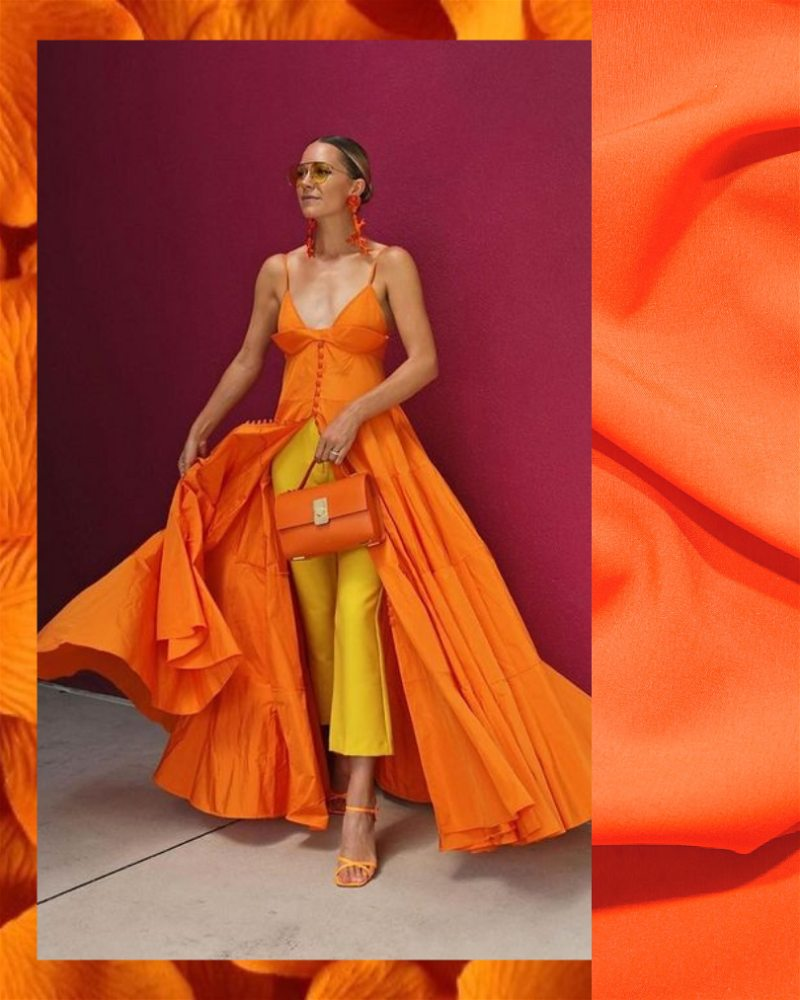 vestido laranja vivo amberglow e detalhe do tecido musseline laranja